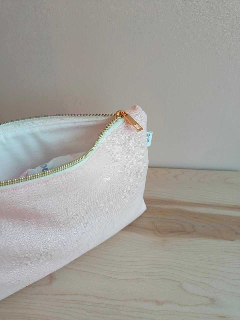 Pack cambiador y pañalera de lino personalizados